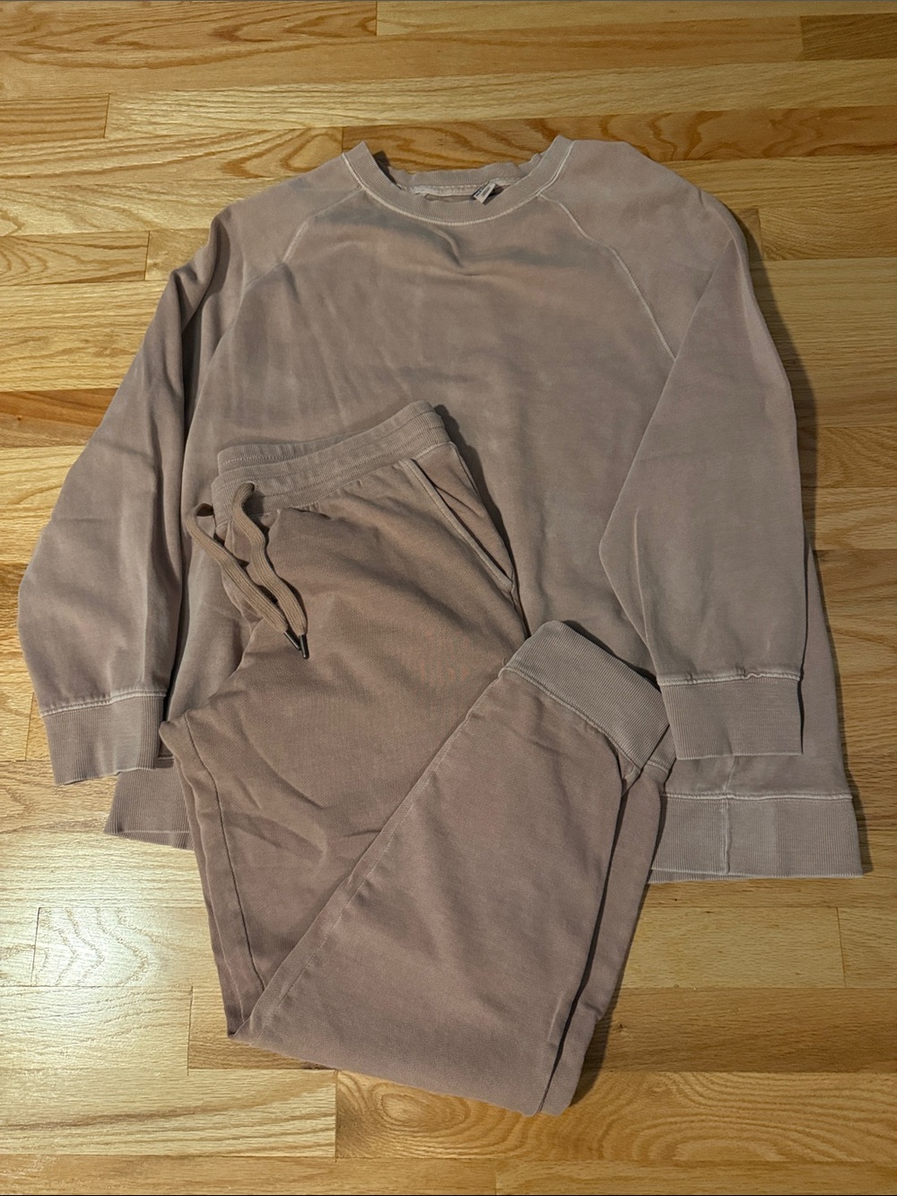 Old Navy Women’s Cozy Two-Piece Sweat Set in Dusty Mauve